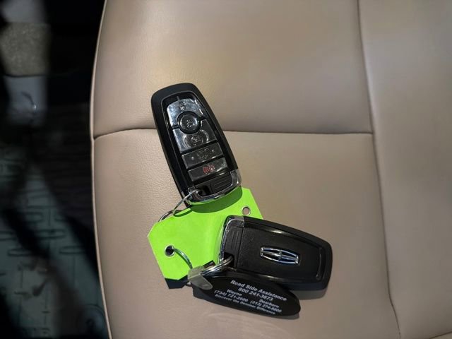 Certified 2023 Lincoln Corsair AWD image 31