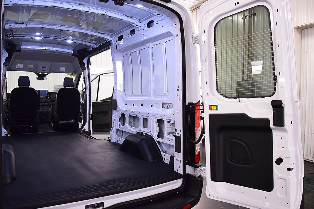 New 2026 Ford Transit 150 148 Medium Roof RWD image 32