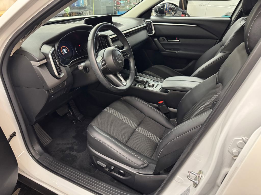 Used 2025 MAZDA CX-50 AWD 2.5 S w/ Preferred Package image 13