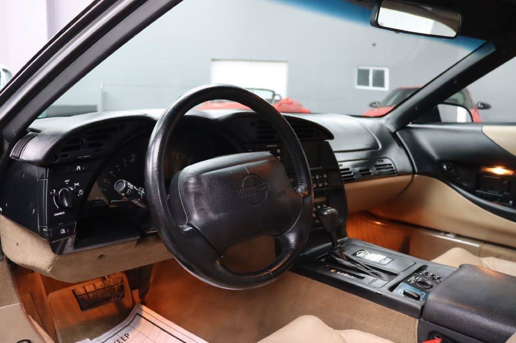 Used 1995 Chevrolet Corvette Coupe RWD image 13