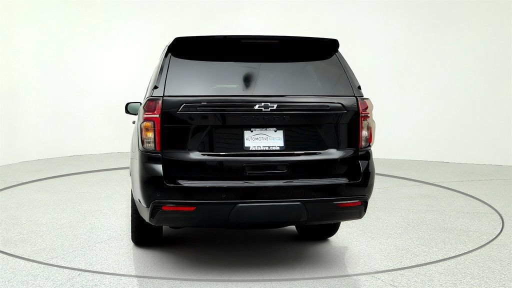 Used 2023 Chevrolet Tahoe Z71 w/ Luxury Package AWD/4WD image 6