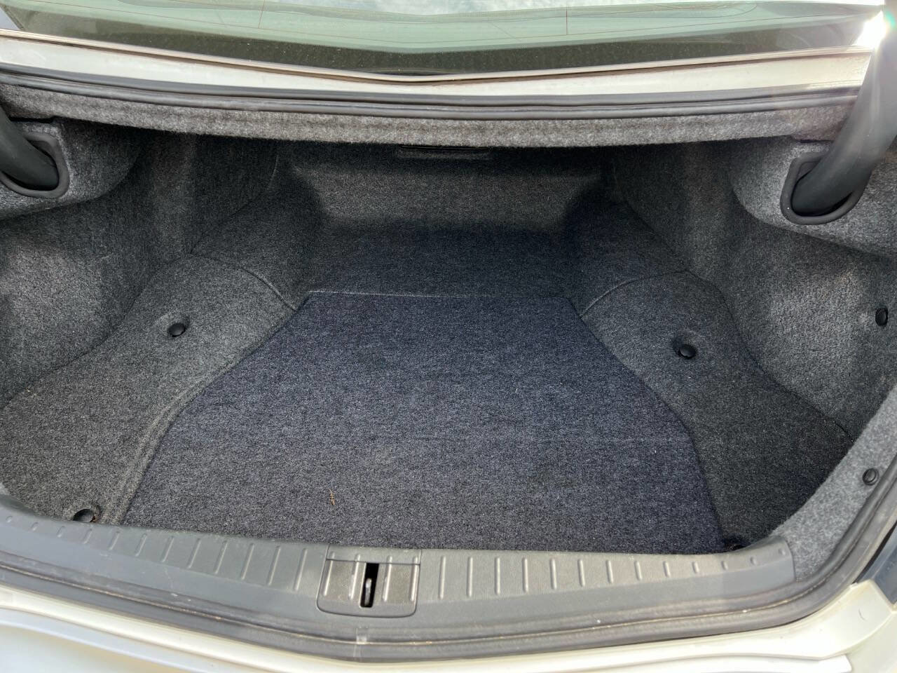 Used 2010 Acura TL w/ Technology Package FWD image 28