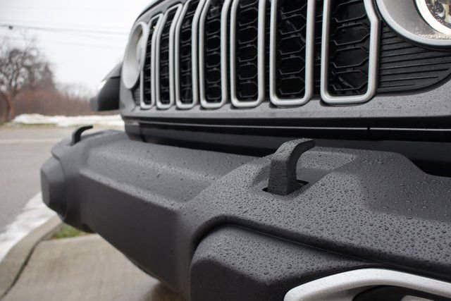 New 2026 Jeep Wrangler Unlimited Sahara AWD/4WD image 7