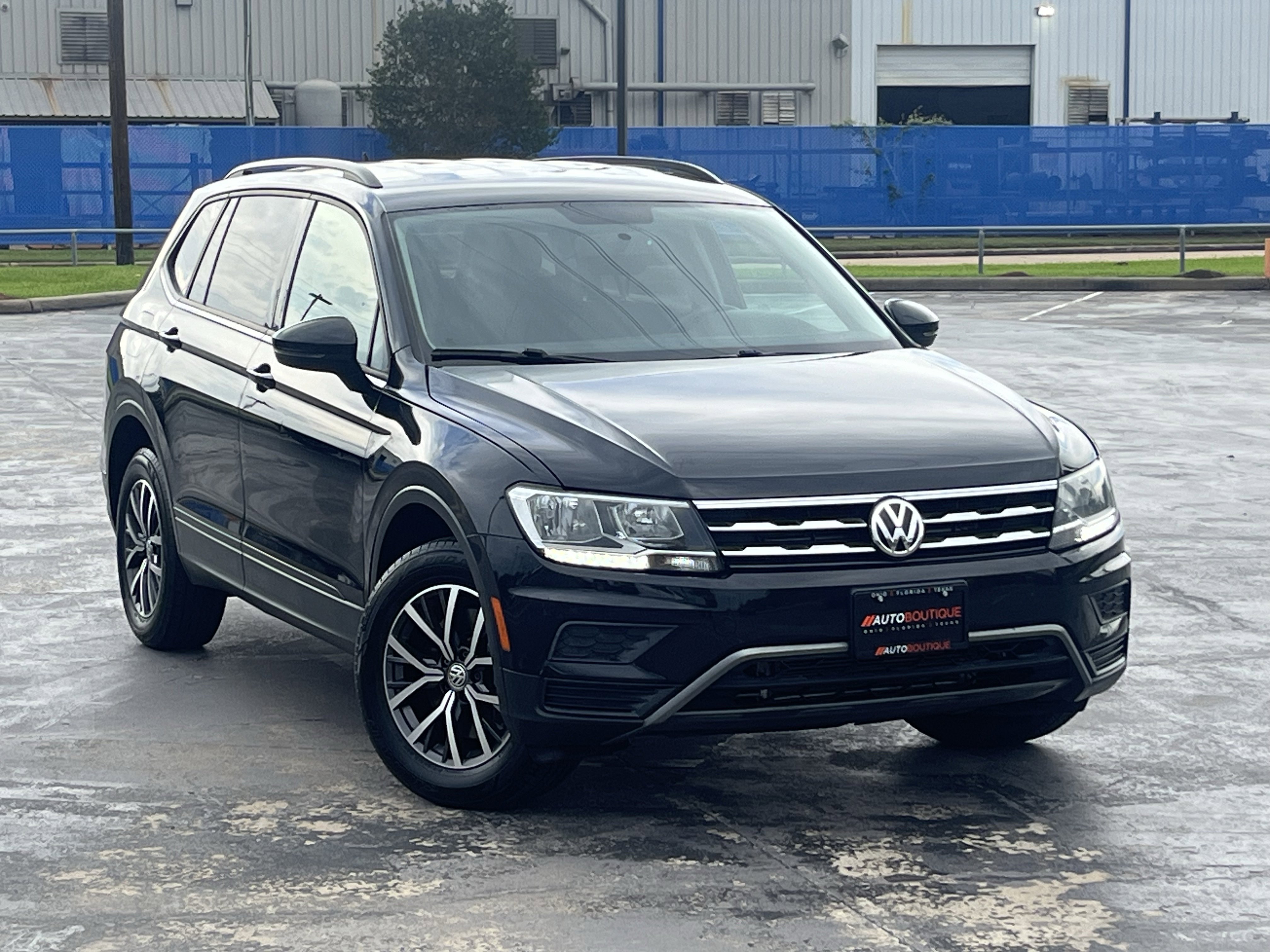 Used 2021 Volkswagen Tiguan S FWD image 3