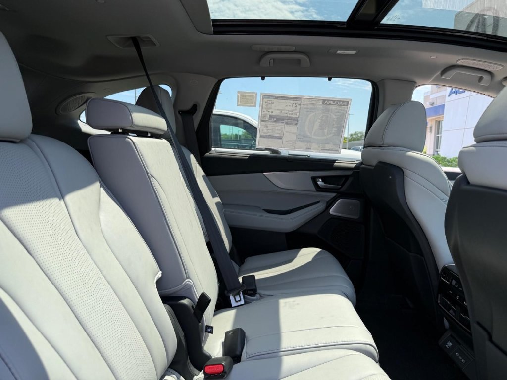 New 2026 Acura MDX w/ Technology Package AWD/4WD image 5