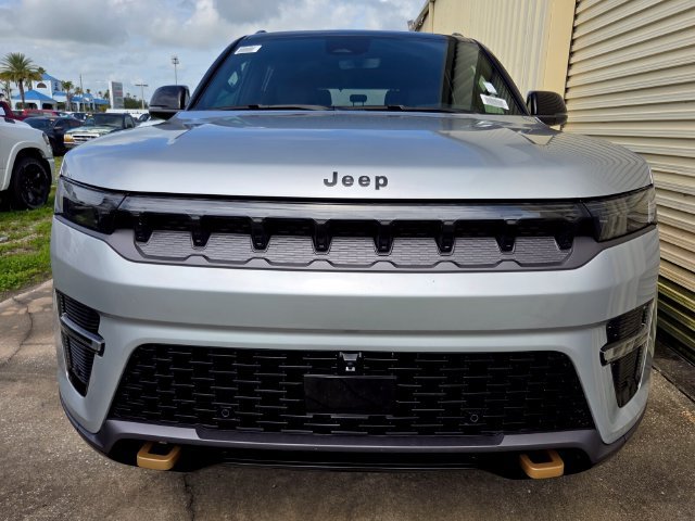 New 2026 Jeep Grand Wagoneer 4WD image 2