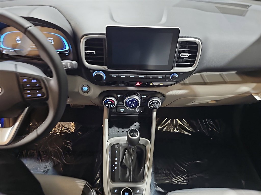 New 2026 Hyundai Venue SEL image 19