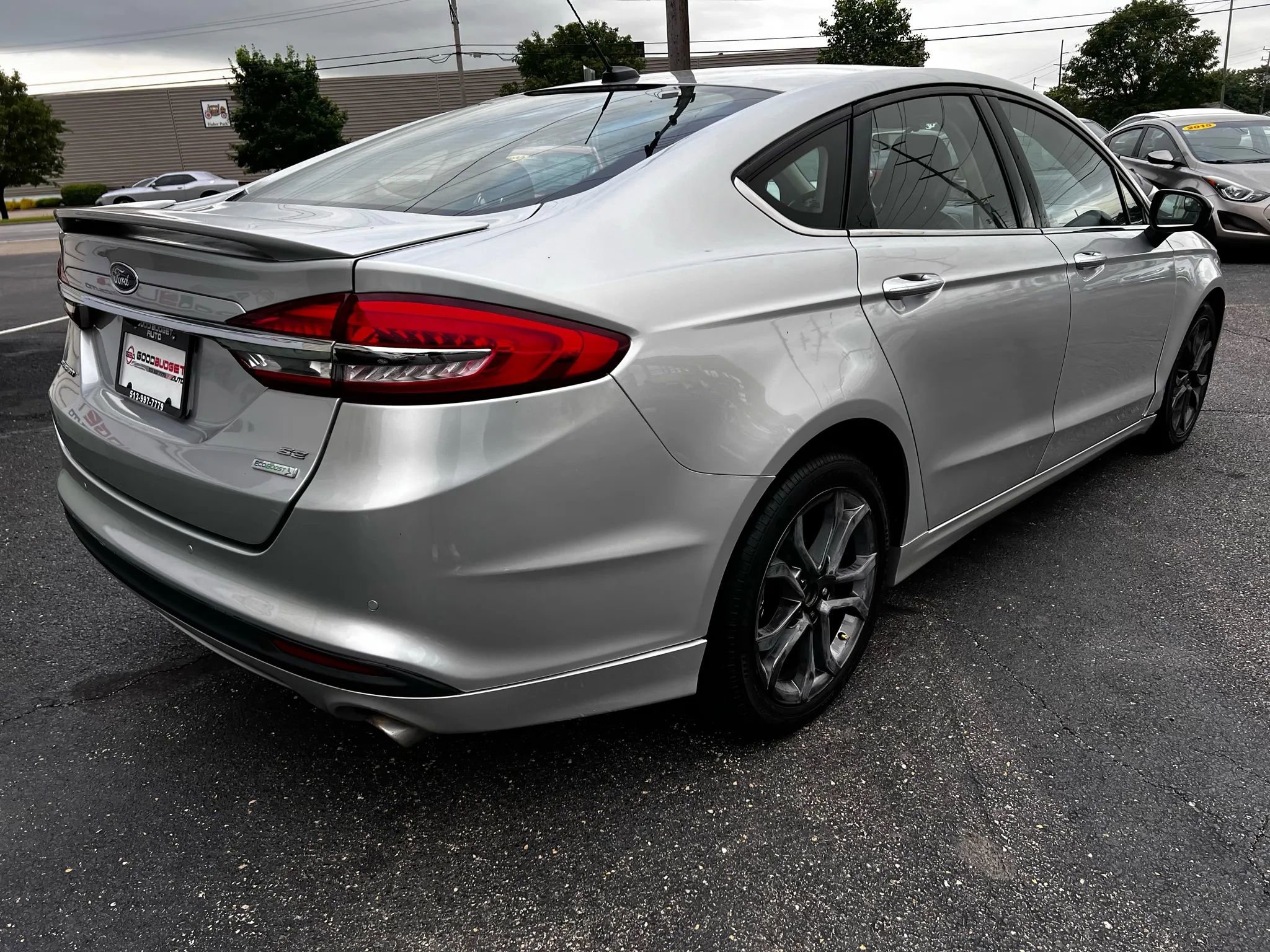 Used 2018 Ford Fusion SE w/ Equipment Group 201A image 7