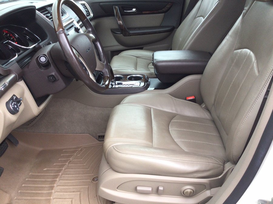 Used 2013 GMC Acadia Denali AWD/4WD image 23