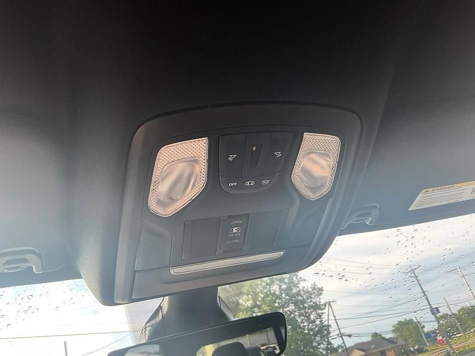 Used 2021 RAM 1500 Big Horn AWD/4WD image 29