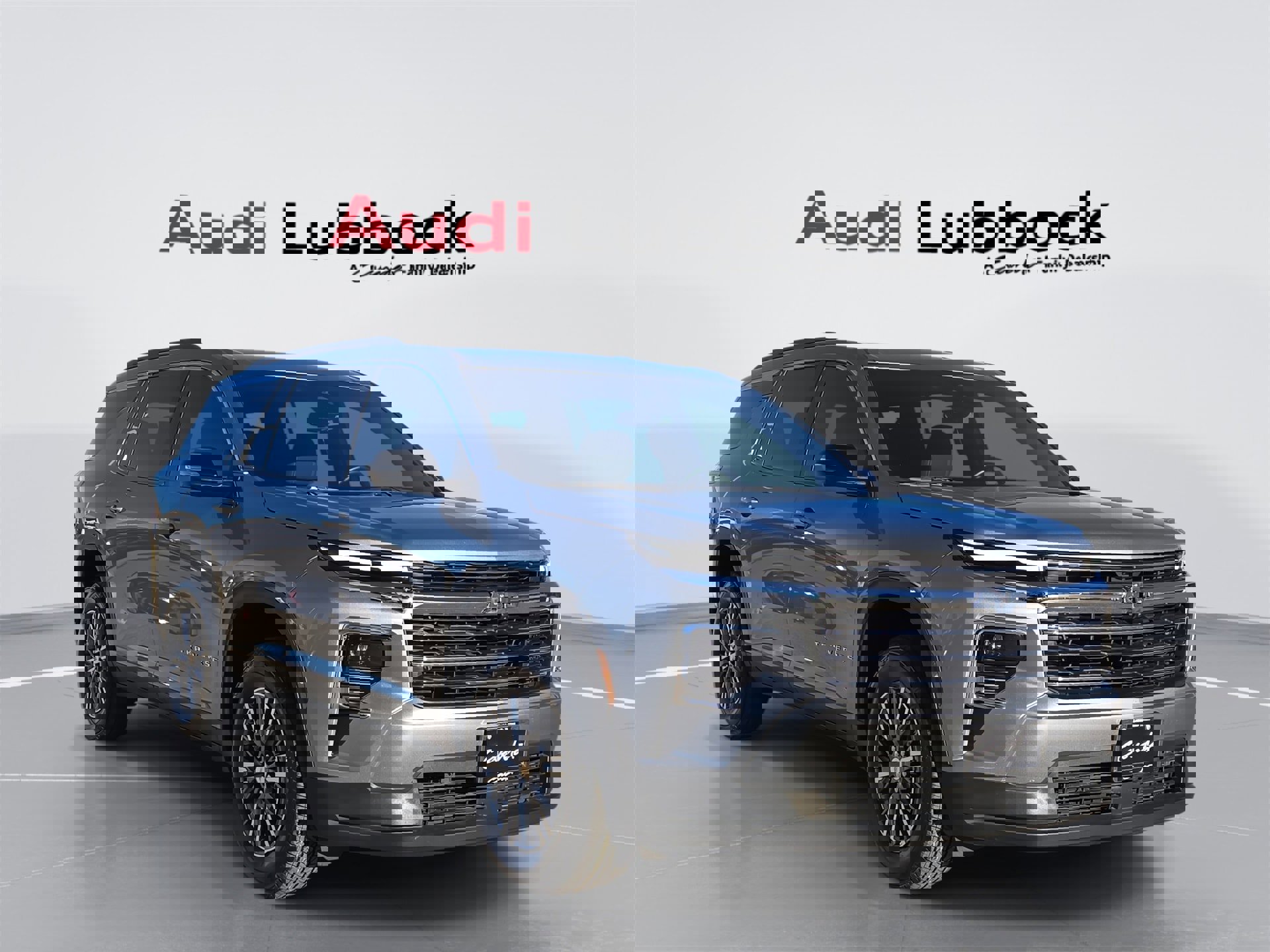 Used 2024 Chevrolet Traverse LT