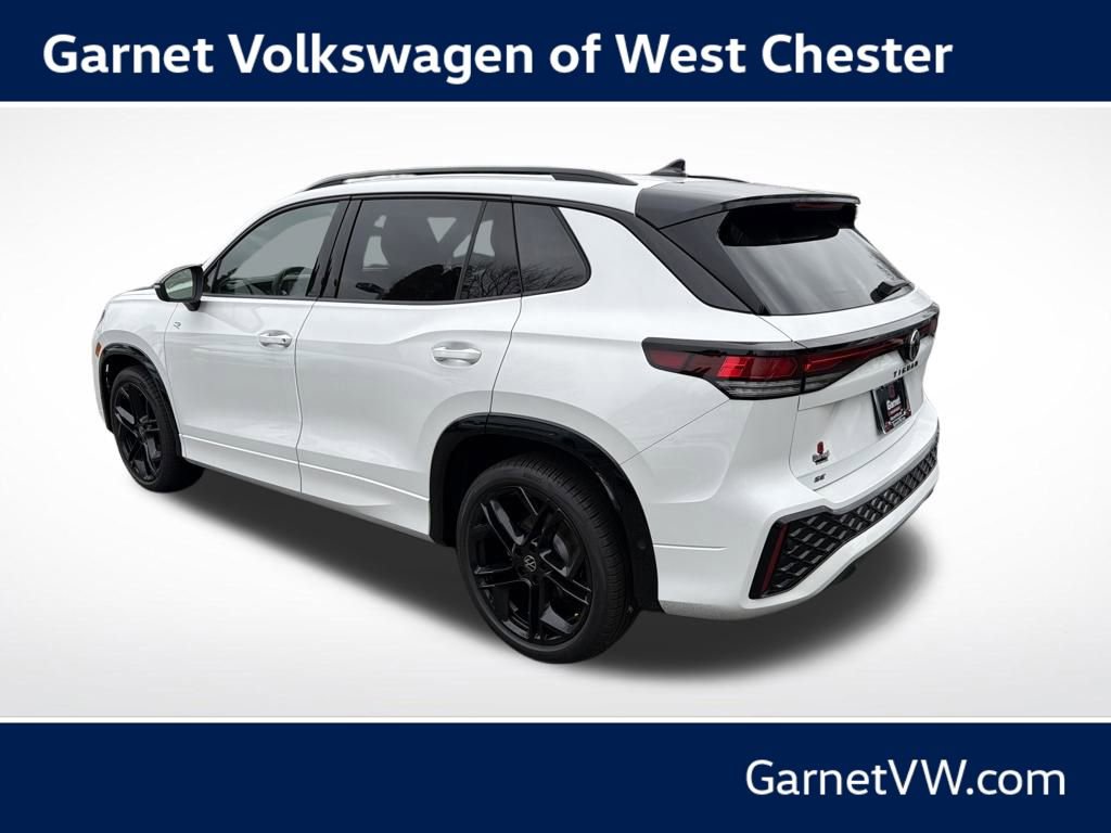 New 2026 Volkswagen Tiguan SE R-Line FWD video 3
