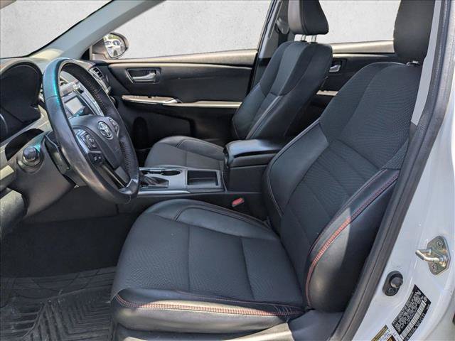 Used 2017 Toyota Camry SE FWD image 13