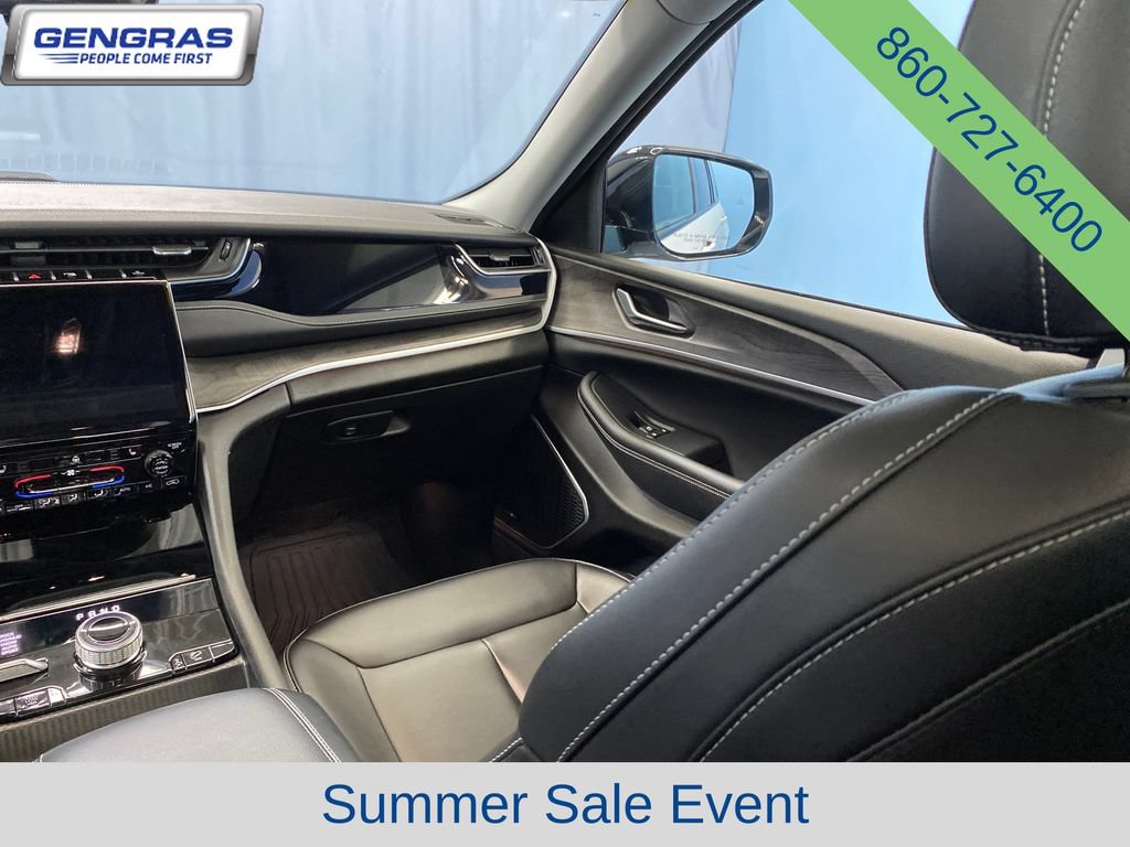 Used 2023 Jeep Grand Cherokee 4WD 4xe image 30
