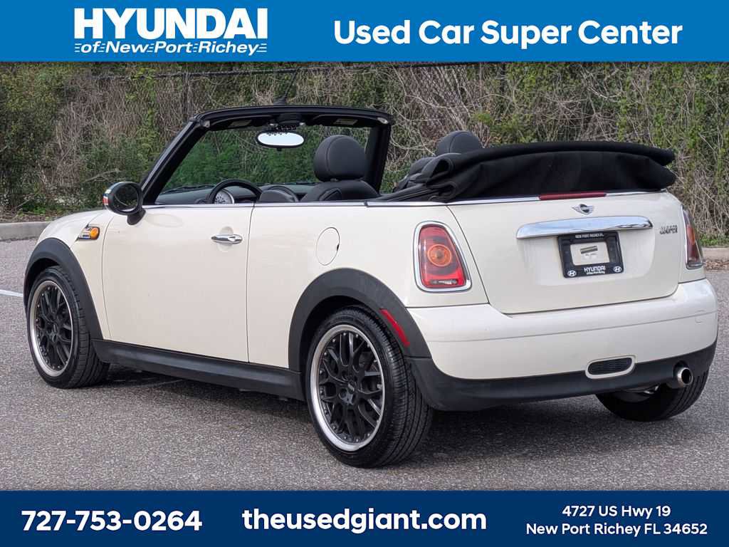 Used 2009 MINI Cooper Convertible w/ Cold Weather Pkg FWD image 3