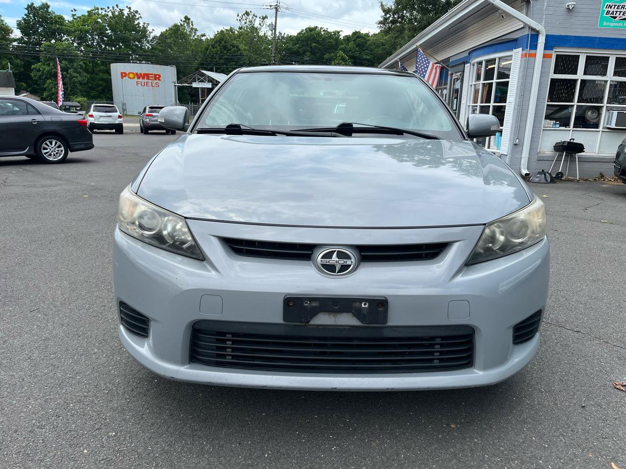 Used 2011 Scion tC FWD image 9