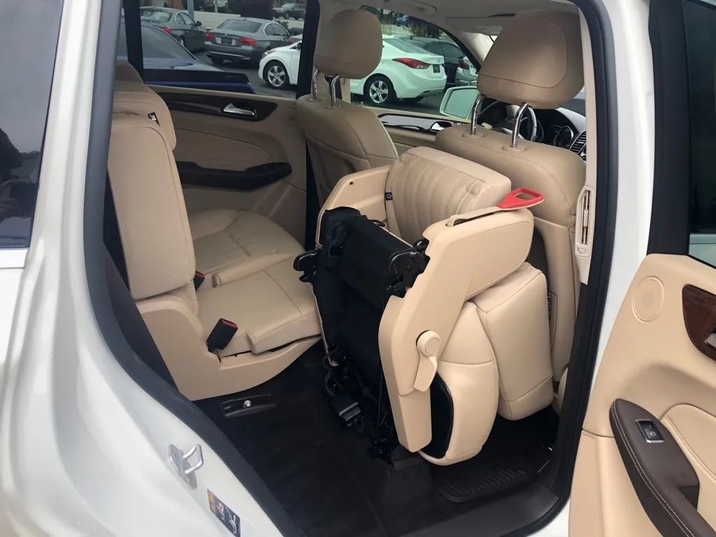 Used 2018 Mercedes-Benz GLS 450 4MATIC image 26