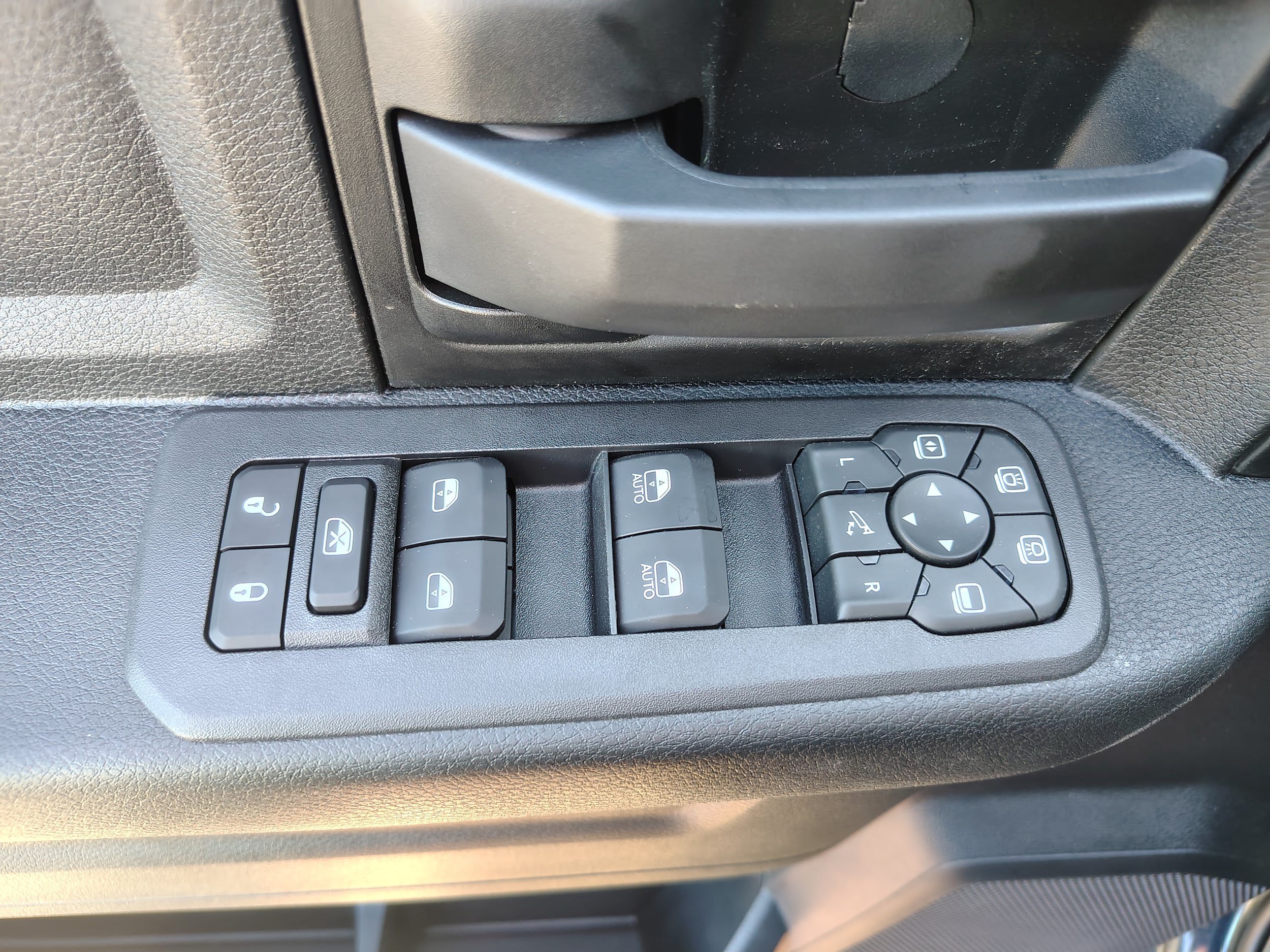 New 2026 RAM 2500 Warlock AWD/4WD image 16