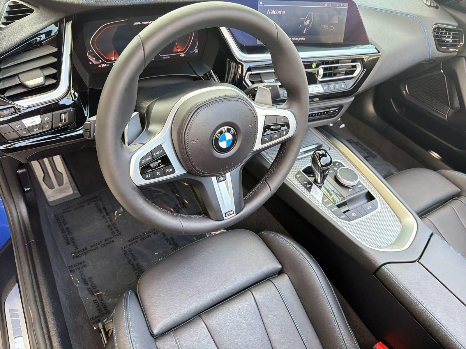 Used 2024 BMW Z4 M40i w/ Premium Package RWD image 4