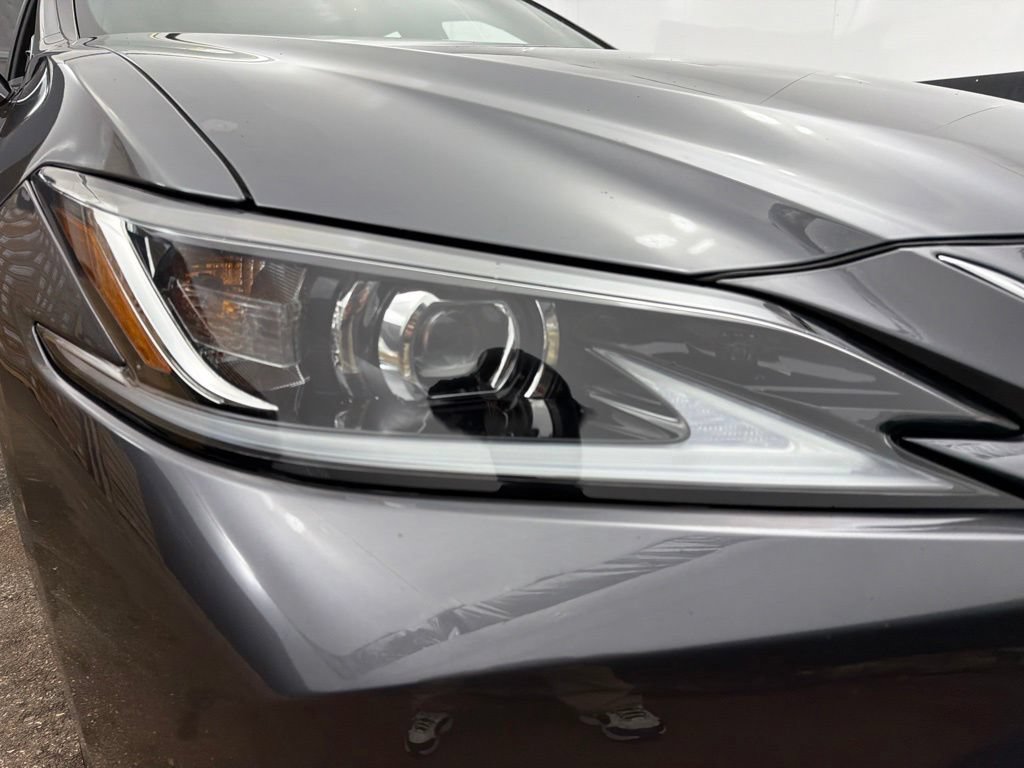 Used 2023 Lexus ES 350 w/ Premium Package FWD image 32