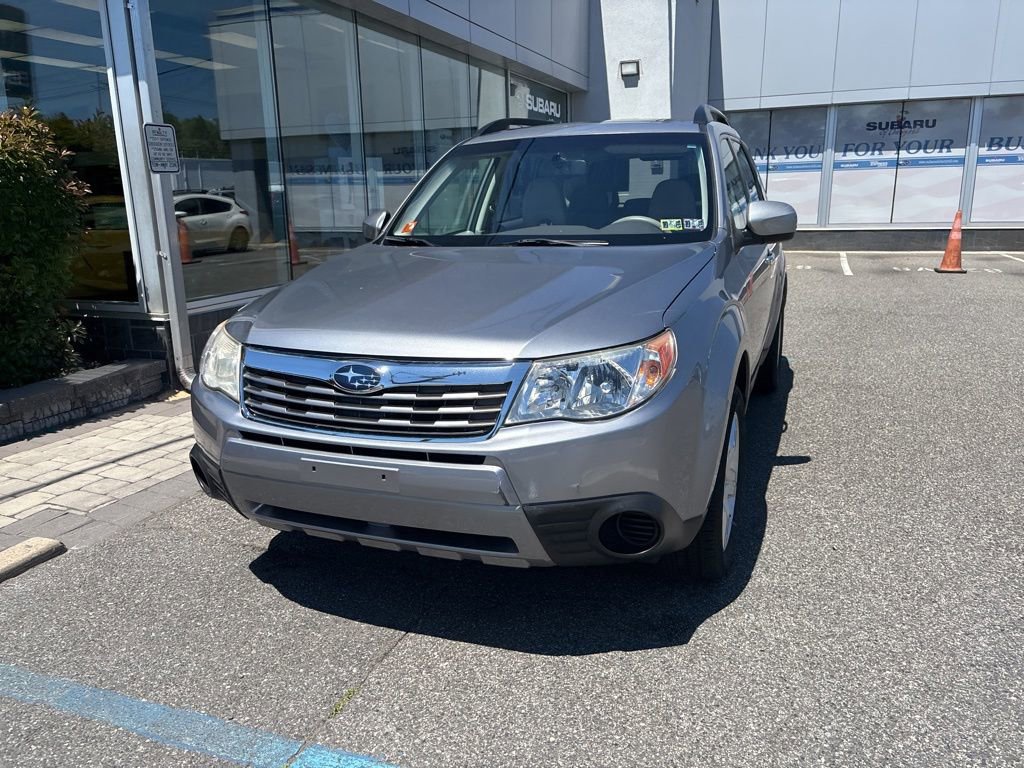Used 2010 Subaru Forester 2.5X Premium AWD/4WD image 4