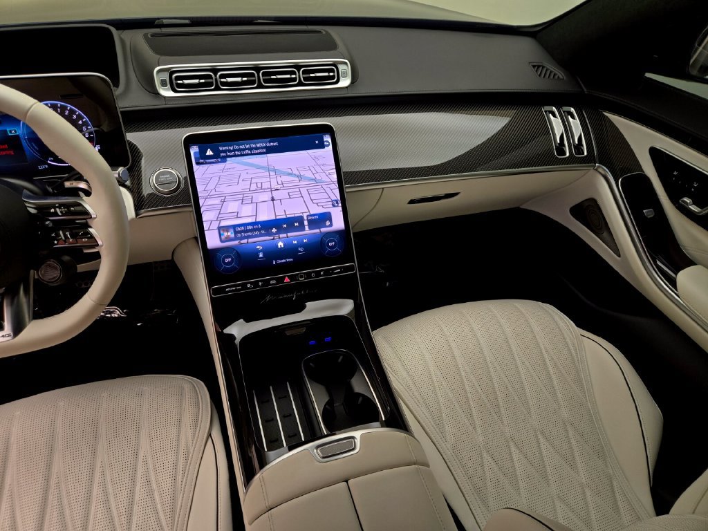 Used 2025 Mercedes-Benz S 63 AMG S image 21