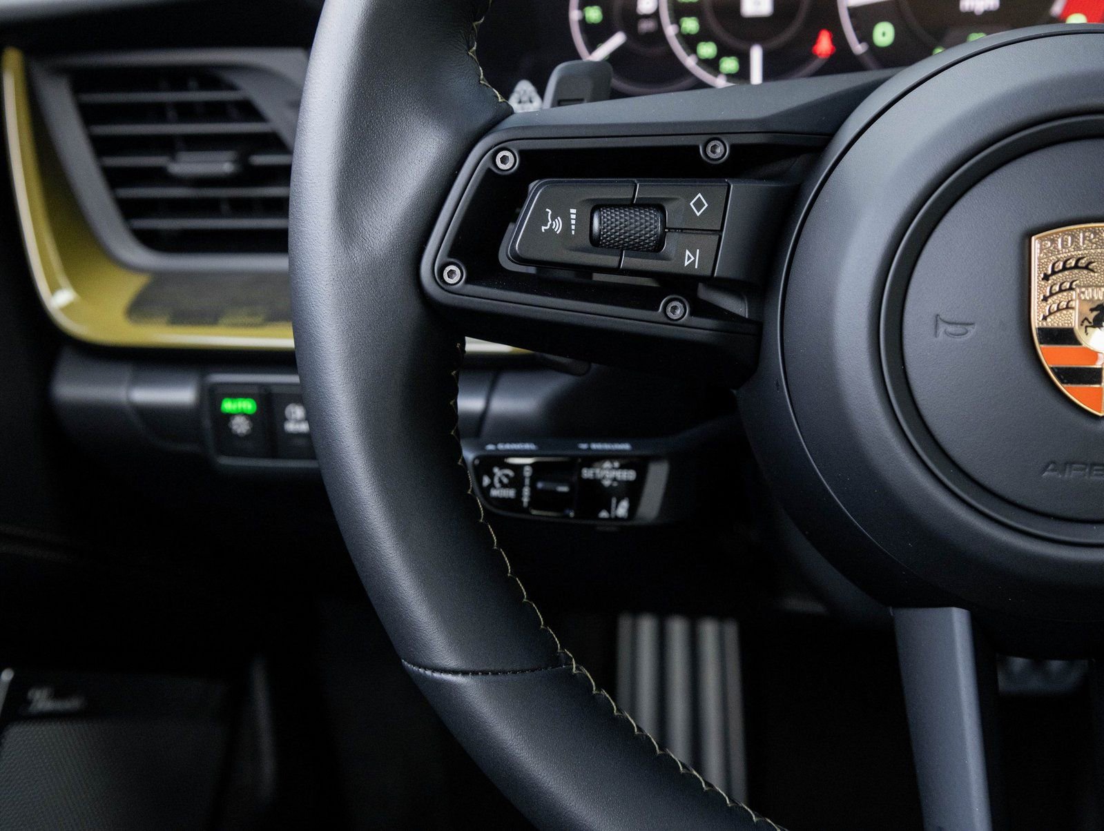 Certified 2026 Porsche 911 GTS image 17