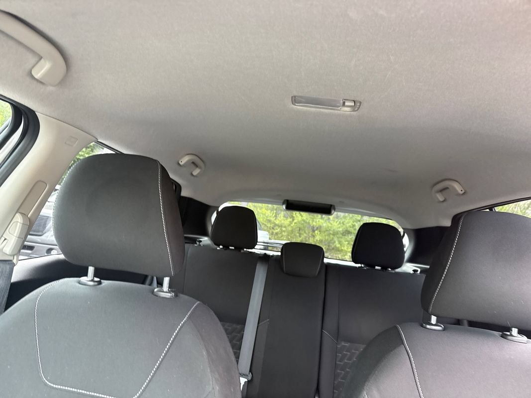 Used 2021 Nissan Kicks SV FWD image 21