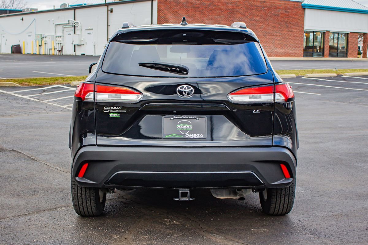 Used 2023 Toyota Corolla Cross LE FWD image 8