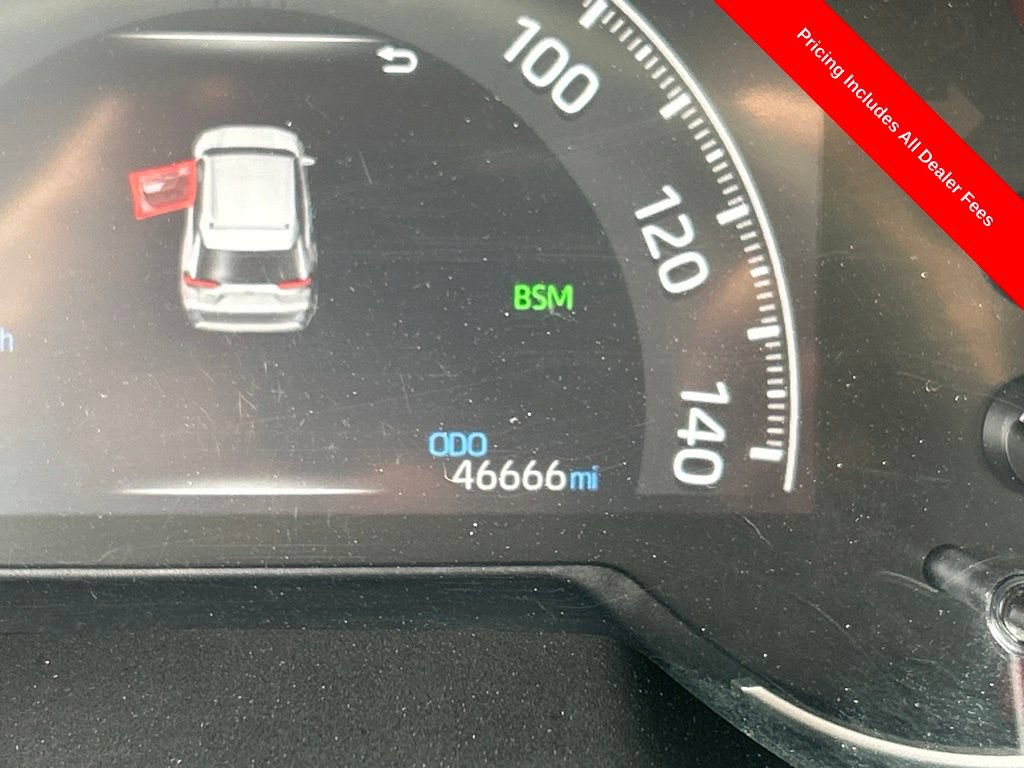 Used 2023 Toyota RAV4 XLE FWD image 10