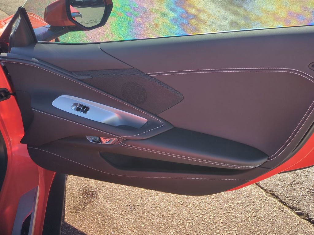 Used 2021 Chevrolet Corvette Stingray Coupe w/ Z51 Performance Package image 25