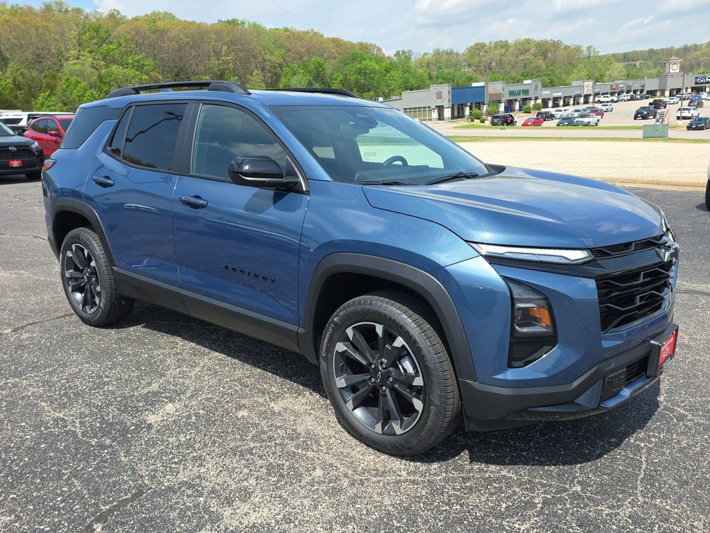 New 2026 Chevrolet Equinox RS w/ Convenience Package III FWD image 2