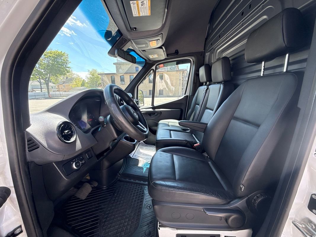 Used 2020 Mercedes-Benz Sprinter 2500 w/ Driver Convenience Package image 16