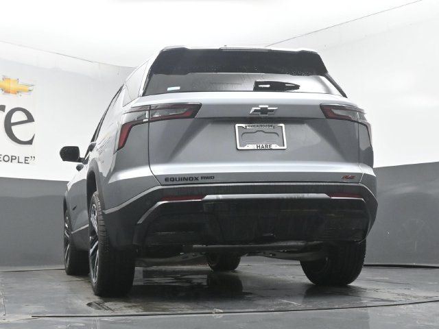 New 2027 Chevrolet Equinox RS w/ Safety and Technology Package AWD/4WD image 32