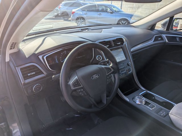 Used 2019 Ford Fusion SE FWD image 10