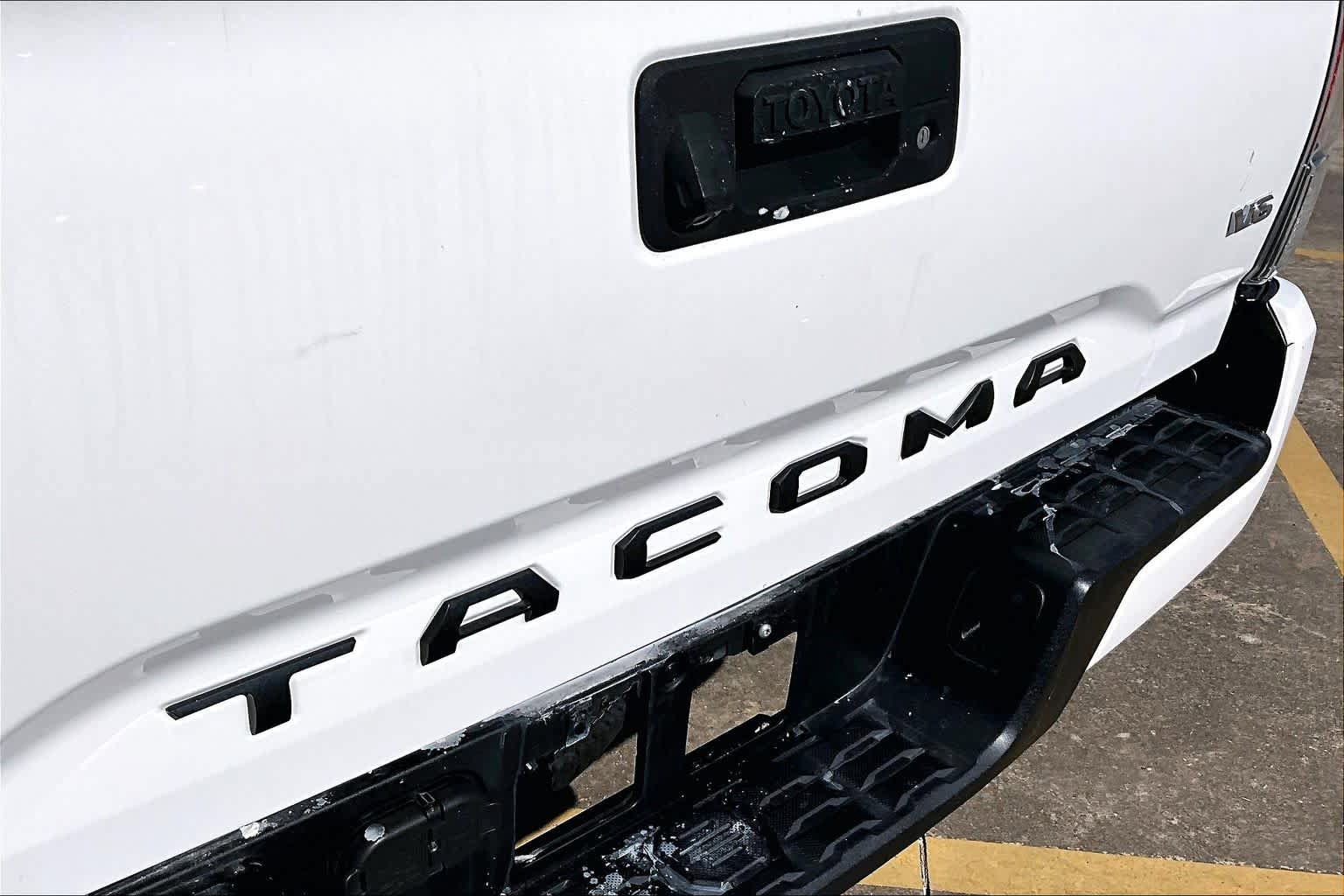 Used 2020 Toyota Tacoma TRD Sport RWD image 31