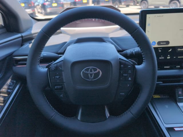 Used 2026 Toyota C-HR AWD/4WD image 19