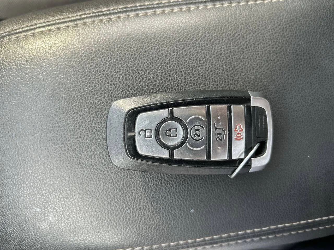 Used 2022 Ford Escape SE w/ Convenience Package AWD/4WD image 25