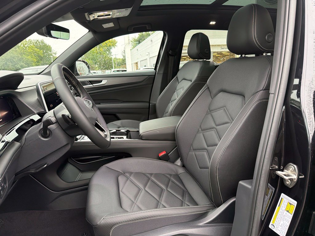 New 2026 Volkswagen Atlas Cross Sport SE AWD/4WD image 11