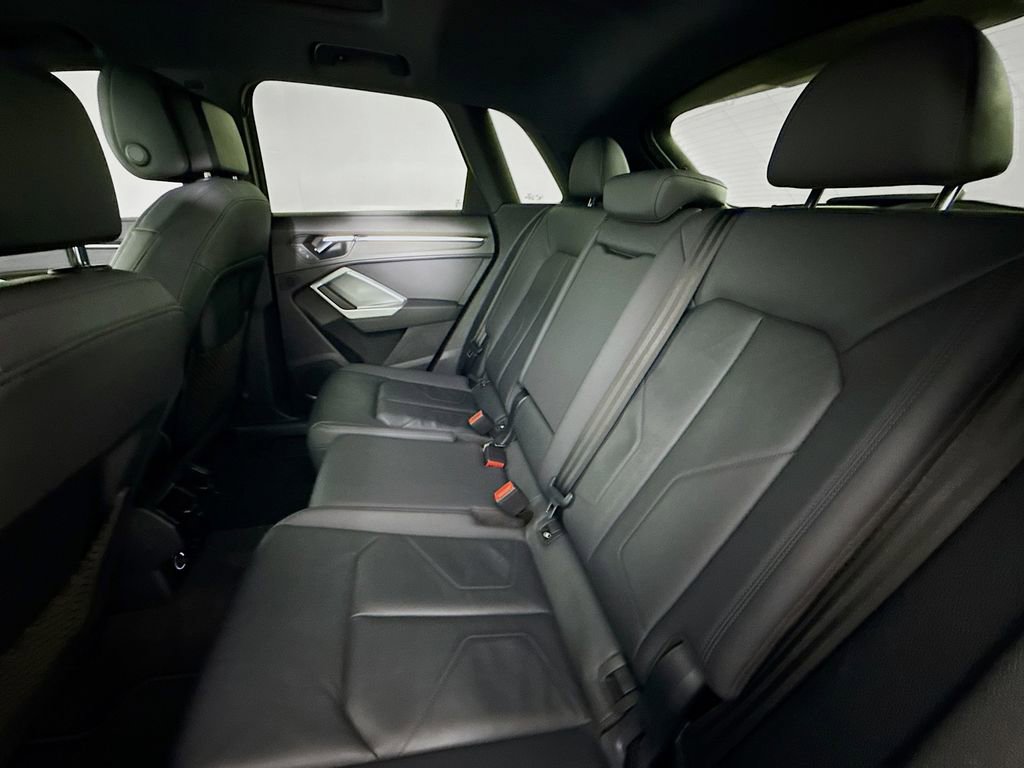 Used 2019 Audi Q3 2.0T Premium Plus AWD/4WD image 24