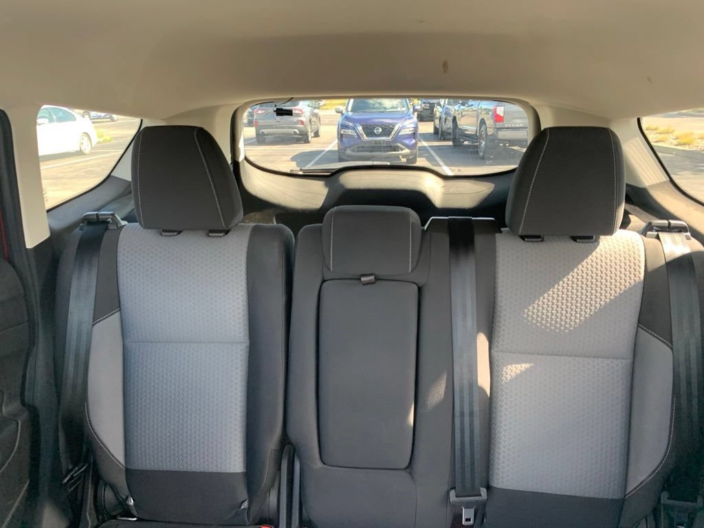 Used 2017 Ford Escape SE w/ SE Cold Weather Package AWD/4WD image 22