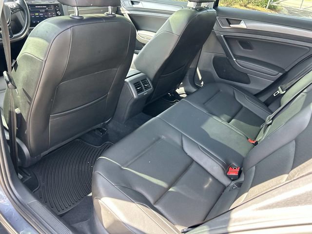 Used 2018 Volkswagen Golf SE FWD image 19