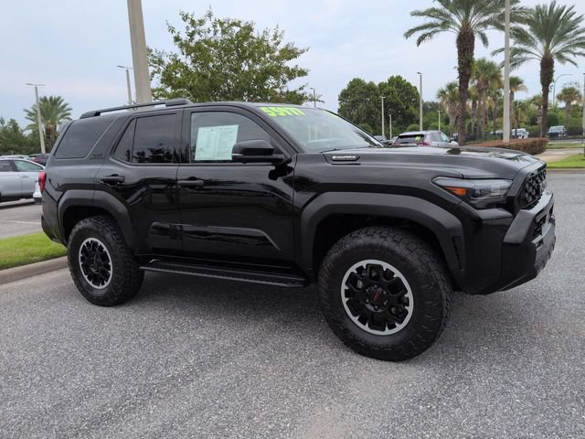 Certified 2025 Toyota 4Runner TRD Off-Road Premium AWD/4WD image 2