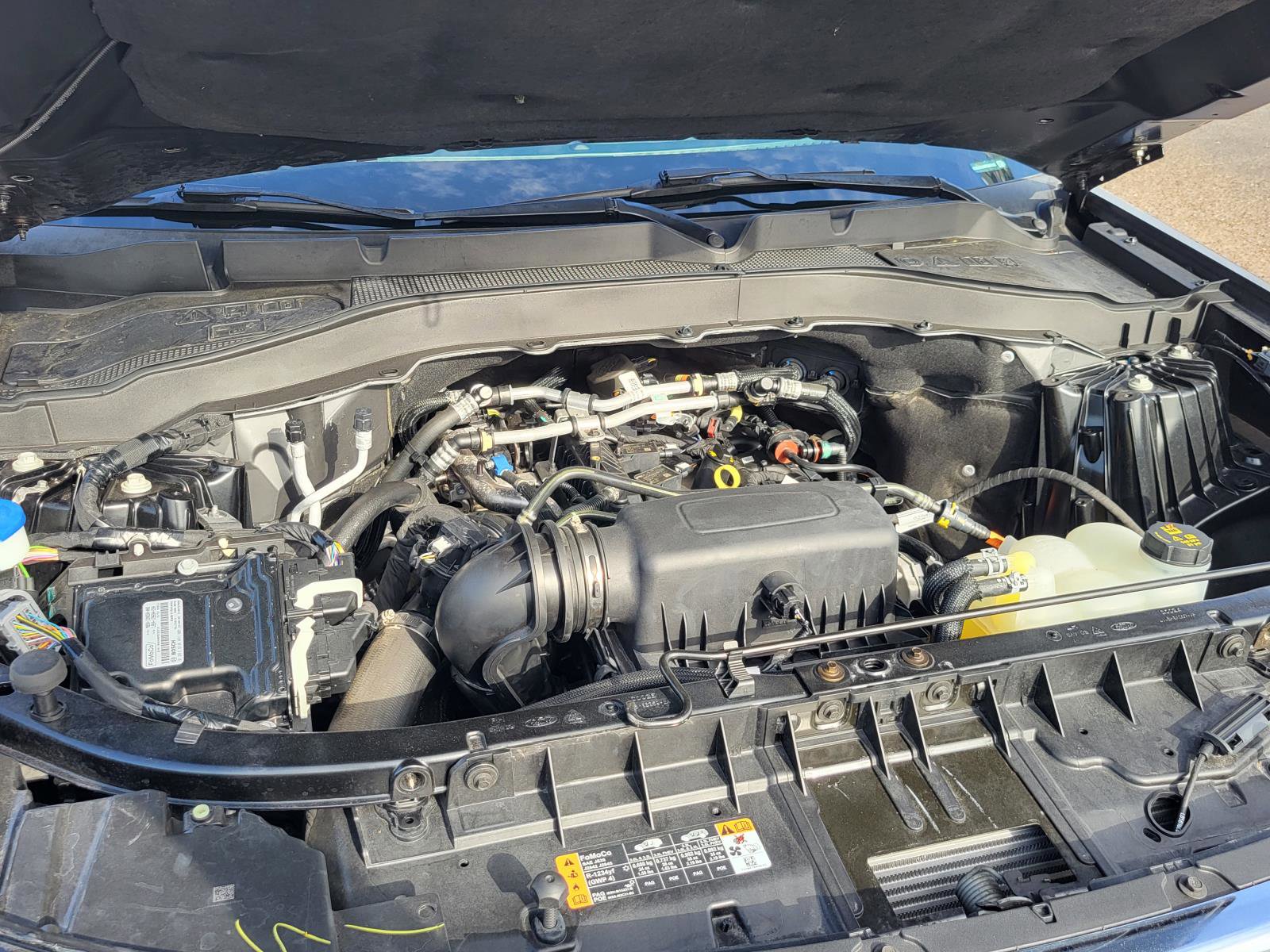 Used 2023 Ford Explorer XLT image 33