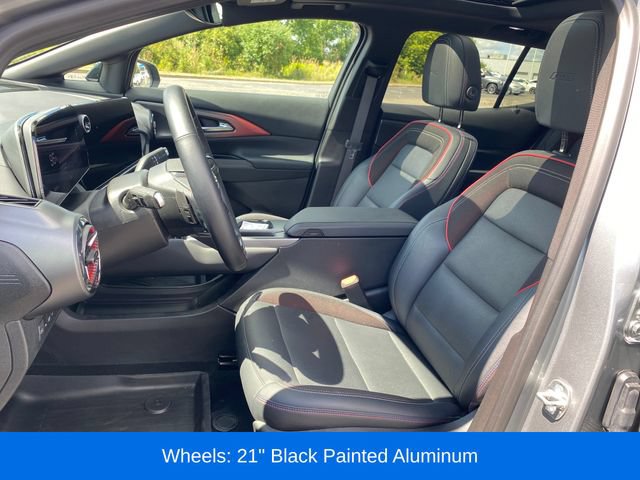 Certified 2024 Chevrolet Equinox EV RS FWD image 17
