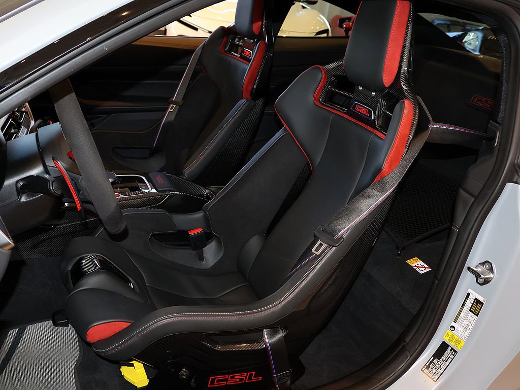 Used 2023 BMW M4 CSL image 5