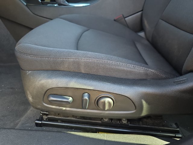 Used 2023 Chevrolet Malibu LT FWD image 29