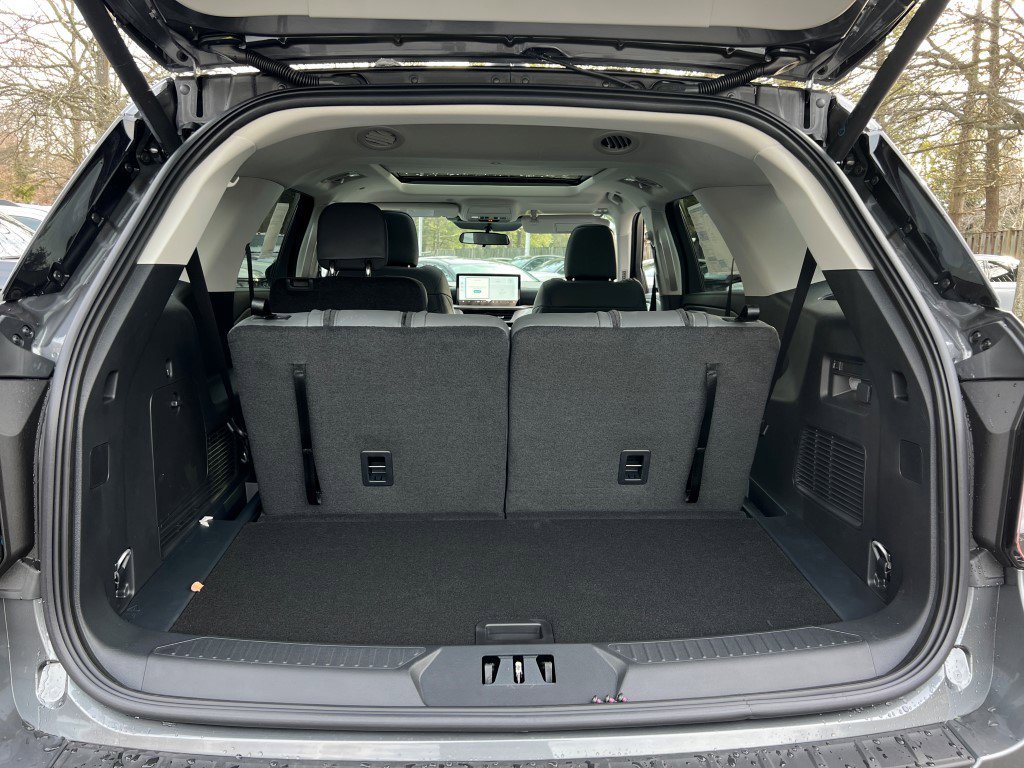New 2026 Ford Explorer Active w/ Active Comfort Package AWD/4WD image 13