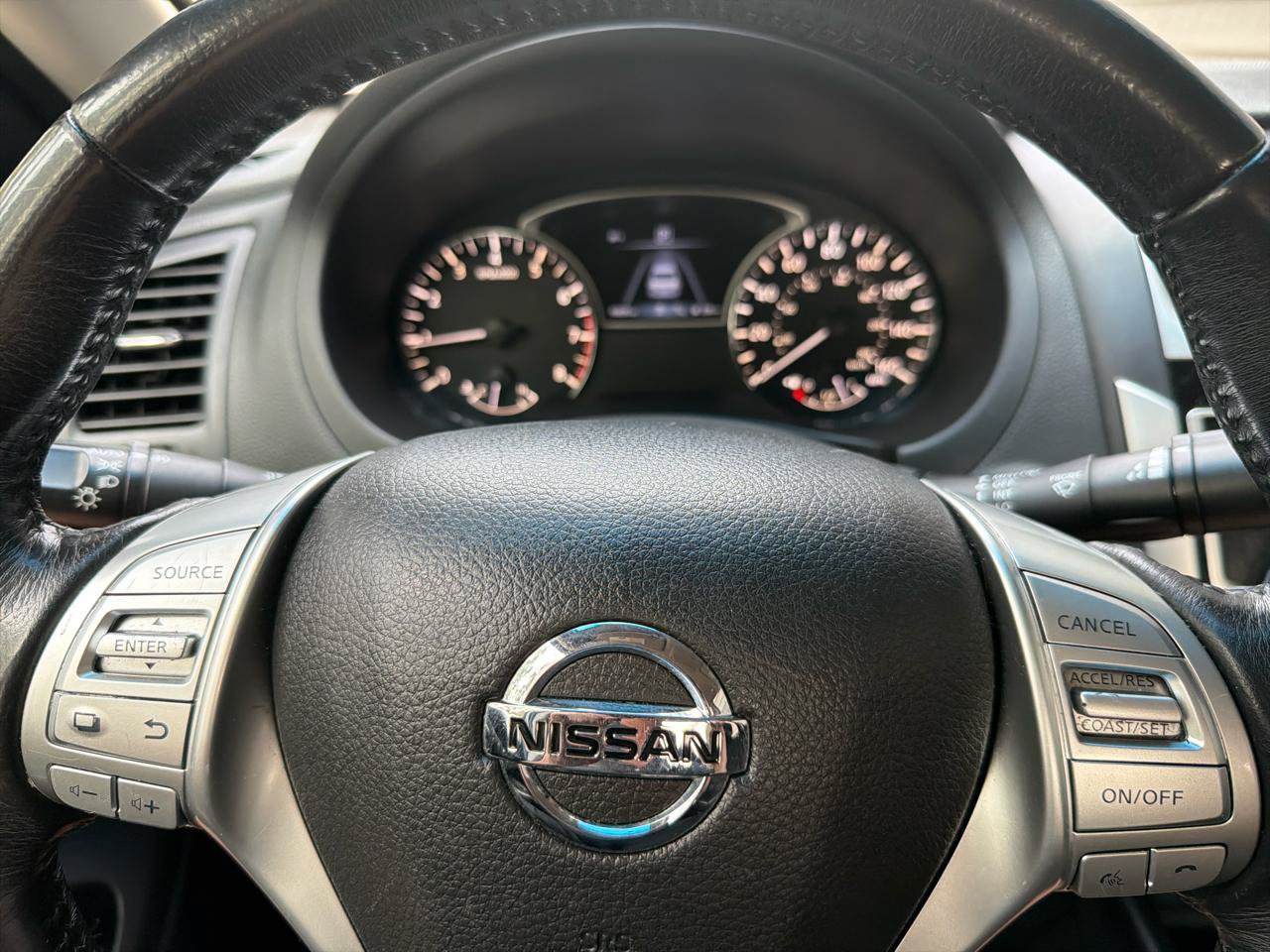 Used 2018 Nissan Altima 2.5 SV FWD image 32
