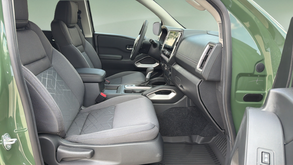 New 2026 Nissan Frontier SV w/ All-Weather Content Package AWD/4WD image 11